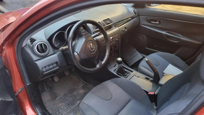 Mazda 3 Sport 1.6i 16V Sloopvoertuig (2005, Oranje)