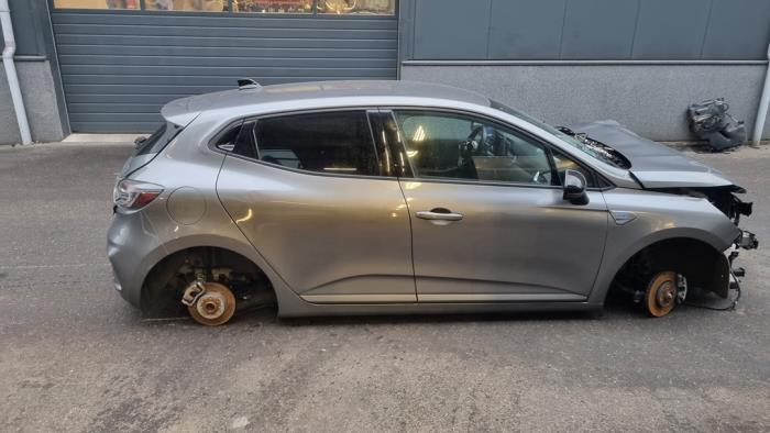 Renault Clio V 1.6 E-Tech 145 16V Sloopvoertuig (2024, Donker, Grijs)