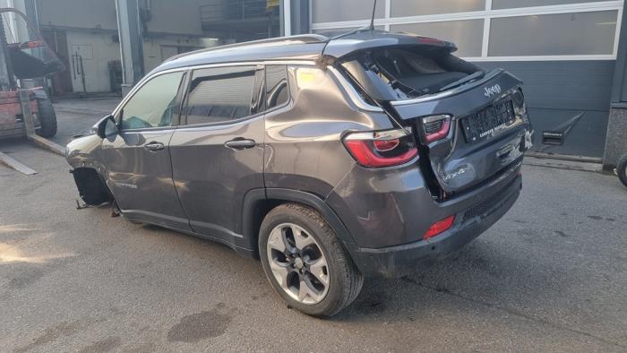Jeep Compass II 1.4 Multi Air2 16V 4x4 Sloopvoertuig (2020, Donker, Grijs)