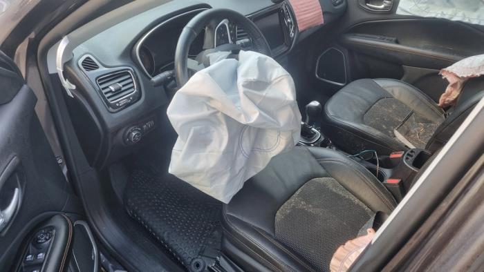 Jeep Compass II 1.4 Multi Air2 16V 4x4 Sloopvoertuig (2020, Donker, Grijs)