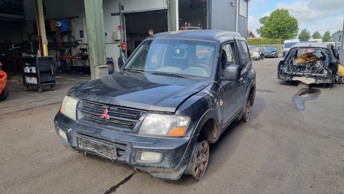 Mitsubishi Pajero Canvas Top 3.2 DI-D 16V Sloopvoertuig (2003, Graniet)