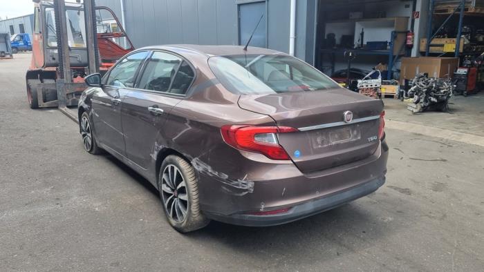 Fiat Tipo 1.4 16V Sloopvoertuig (2016, COLORE ESTERNO (BRONZO BR)