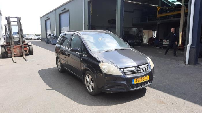 Opel Zafira 2.2 16V Direct Ecotec Sloopvoertuig (2005, Zwart)