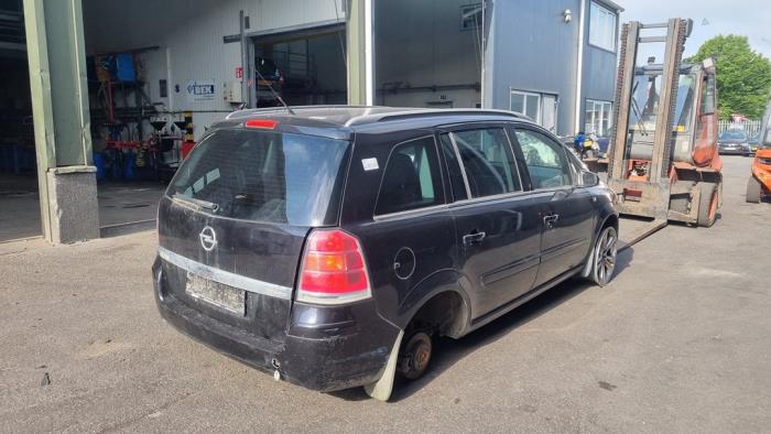 Opel Zafira 2.2 16V Direct Ecotec Sloopvoertuig (2005, Zwart)