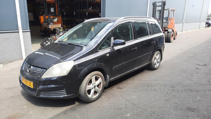 Opel Zafira 2.2 16V Direct Ecotec Sloopvoertuig (2005, Zwart)