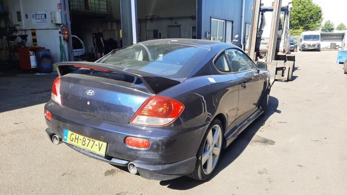 Hyundai Coupe 2.0i 16V CVVT Sloopvoertuig (2005, Blauw)