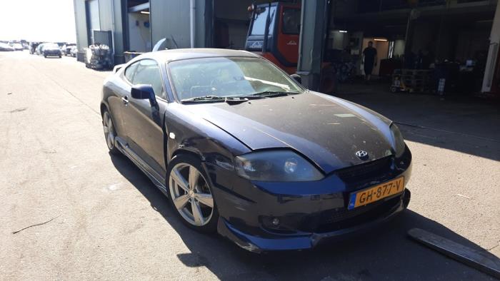 Hyundai Coupe 2.0i 16V CVVT Sloopvoertuig (2005, Blauw)