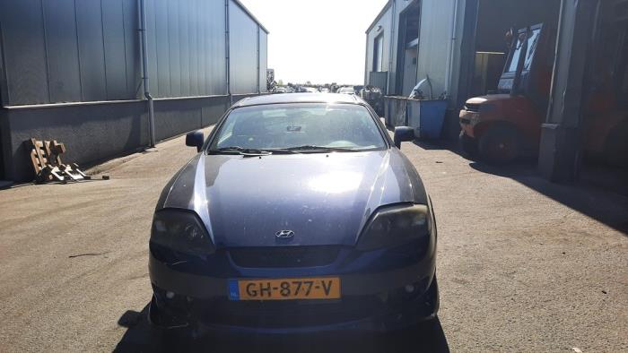 Hyundai Coupe 2.0i 16V CVVT Sloopvoertuig (2005, Blauw)