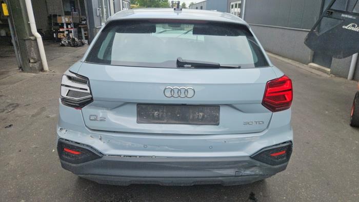 Audi Q2 2.0 30 TDI 16V Sloopvoertuig (2021, Grijs)