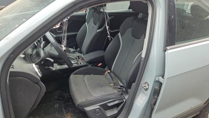 Audi Q2 2.0 30 TDI 16V Sloopvoertuig (2021, Grijs)