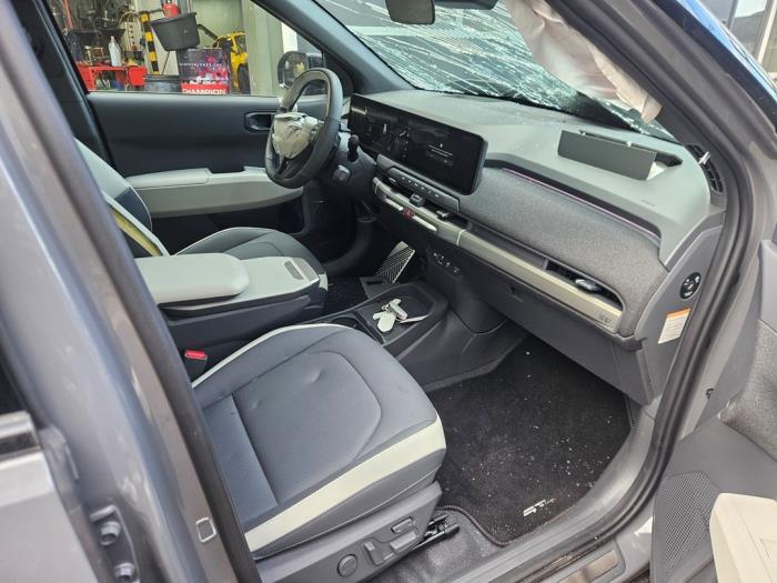 Kia EV3 58.3/81.4 kWh Sloopvoertuig (2025, Grijs)