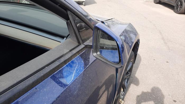 Tesla Model Y Long Range RWD Sloopvoertuig (2024, Blauw)