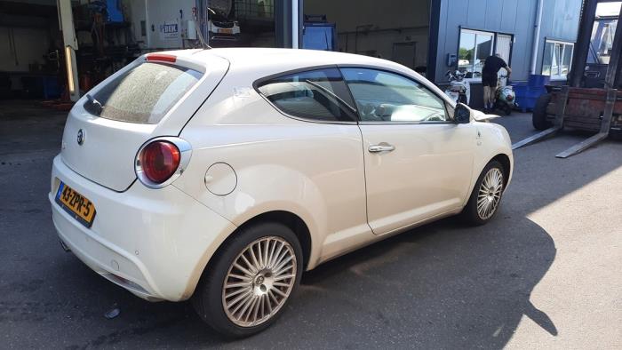 Alfa Romeo MiTo 1.4 TB 16V Sloopvoertuig (2009, Wit)