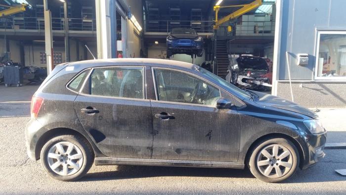 Volkswagen Polo V 1.2 TDI 12V BlueMotion Sloopvoertuig (2012, Zwart)