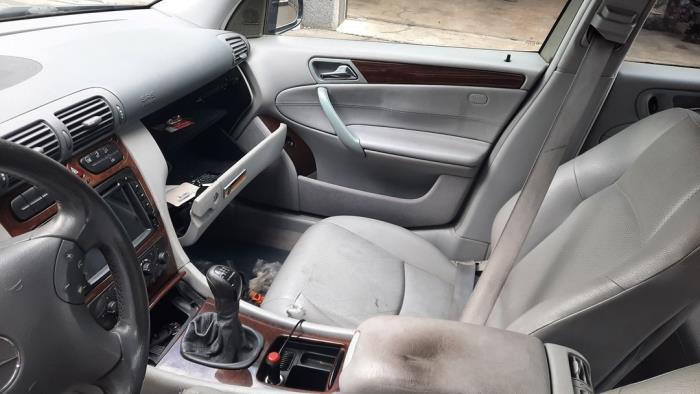 Mercedes C 2.0 C-180 16V Sloopvoertuig (2001, Blauw)