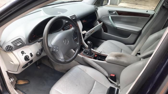 Mercedes C 2.0 C-180 16V Sloopvoertuig (2001, Blauw)