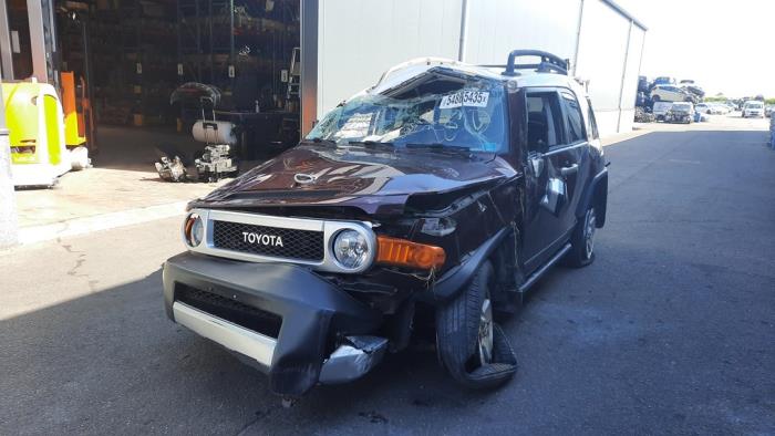 Toyota FJ Cruiser 4.0 V6 24V 4x2 Sloopvoertuig (2007)