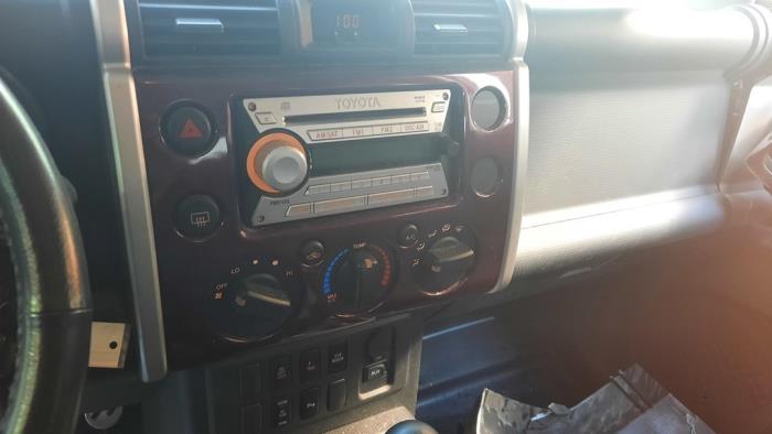 Toyota FJ Cruiser 4.0 V6 24V 4x2 Sloopvoertuig (2007)