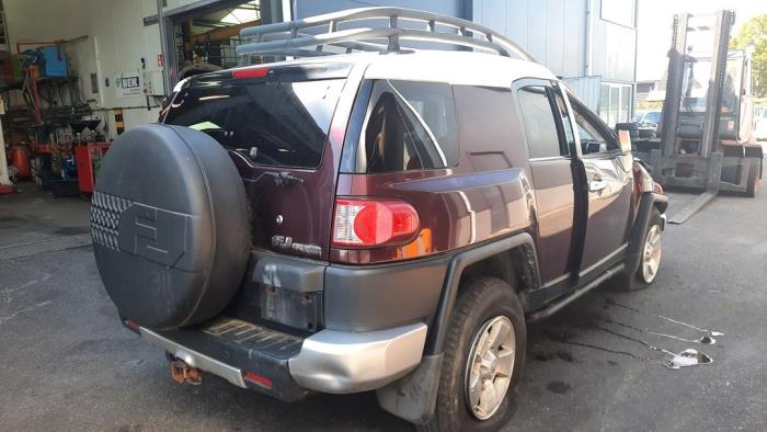 Toyota FJ Cruiser 4.0 V6 24V 4x2 Sloopvoertuig (2007)
