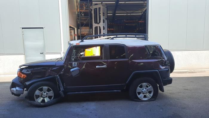 Toyota FJ Cruiser 4.0 V6 24V 4x2 Sloopvoertuig (2007)
