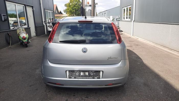 Fiat Grande Punto 1.4 Sloopvoertuig (2007, Grijs)