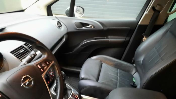 Opel Meriva 1.4 Turbo 16V ecoFLEX Sloopvoertuig (2010, Grijs)