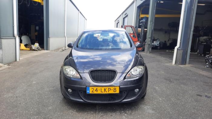 Seat Altea 1.6 Sloopvoertuig (2005, Zwart)