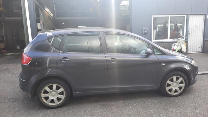 Seat Altea 1.6 Sloopvoertuig (2005, Zwart)