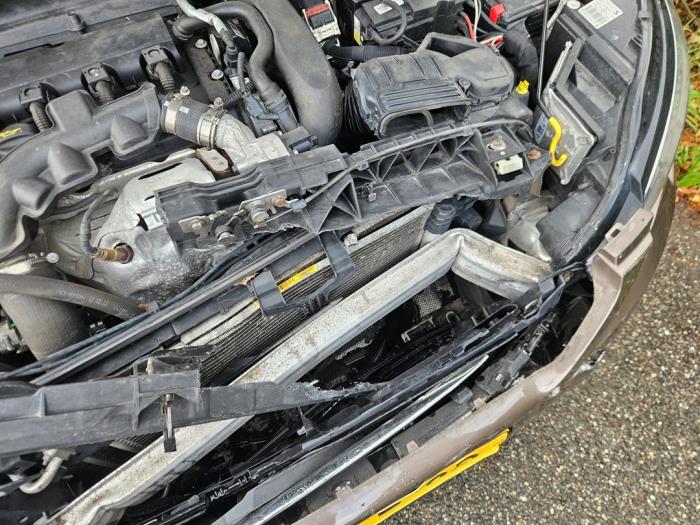 Peugeot 308 1.6 16V THP Sloopvoertuig (2014, Bruin)