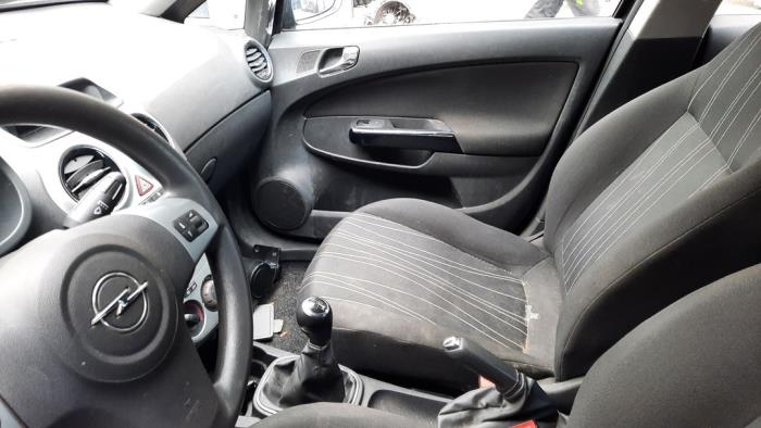 Opel Corsa D 1.2 16V Sloopvoertuig (2008, Zwart)
