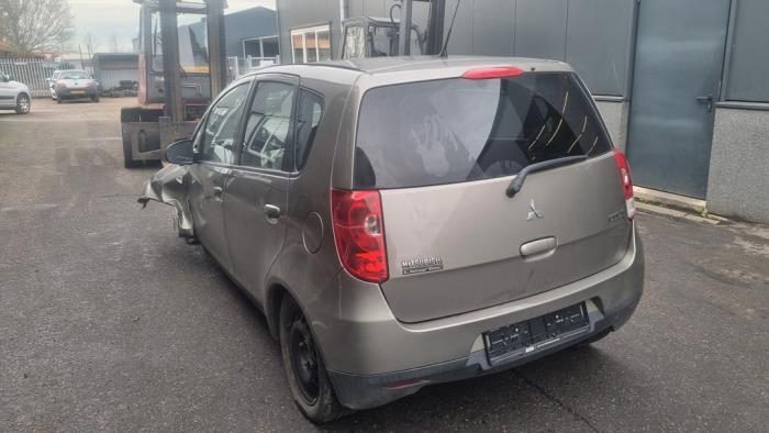 Mitsubishi Colt 1.1 12V Sloopvoertuig (2010)