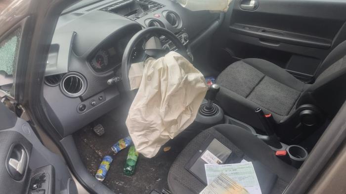 Mitsubishi Colt 1.1 12V Sloopvoertuig (2010)