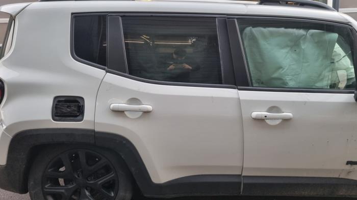 Jeep Renegade 1.6 Multijet 16V Sloopvoertuig (2021, Wit)