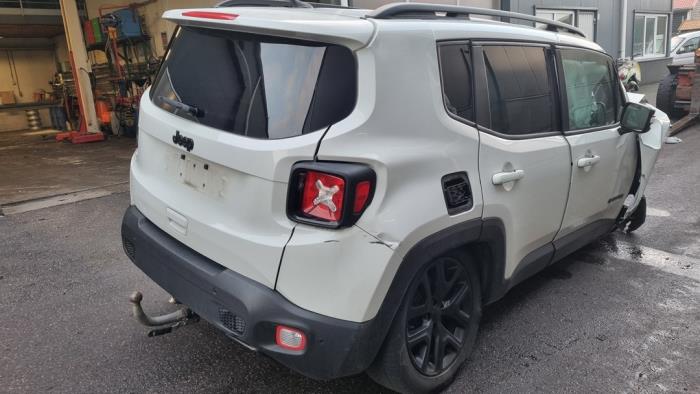Jeep Renegade 1.6 Multijet 16V Sloopvoertuig (2021, Wit)