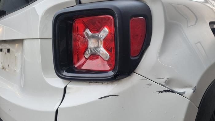 Jeep Renegade 1.6 Multijet 16V Sloopvoertuig (2021, Wit)