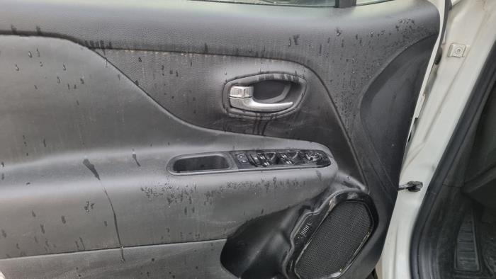 Jeep Renegade 1.6 Multijet 16V Sloopvoertuig (2021, Wit)