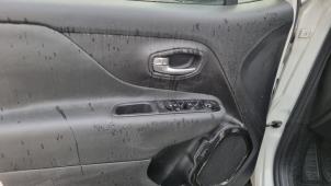 Jeep Renegade Sloopvoertuig (2017, Wit)