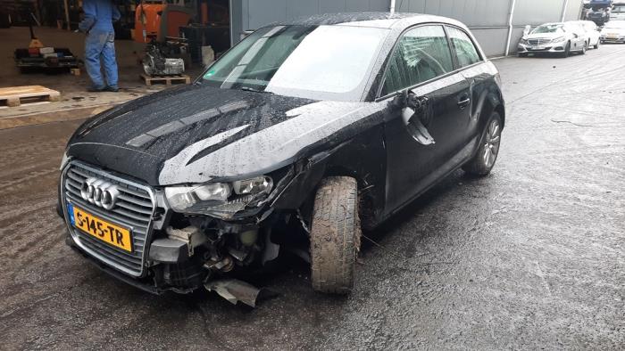 Audi A1 1.2 TFSI Sloopvoertuig (2011, Zwart)