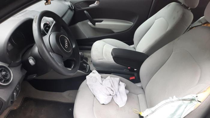 Audi A1 1.2 TFSI Sloopvoertuig (2011, Zwart)