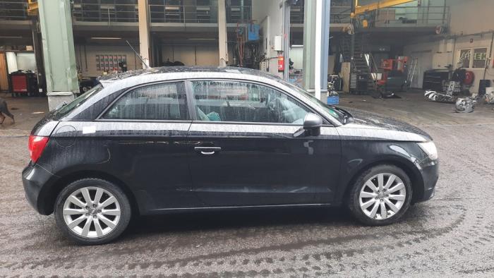 Audi A1 1.2 TFSI Sloopvoertuig (2011, Zwart)
