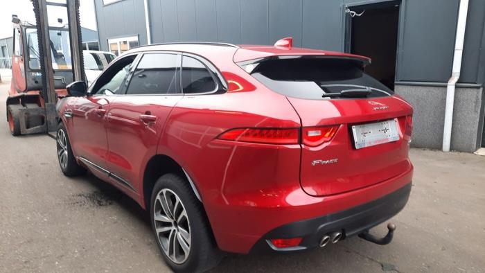 Jaguar F-Pace 2.0 D 180 16V AWD Sloopvoertuig (2017)