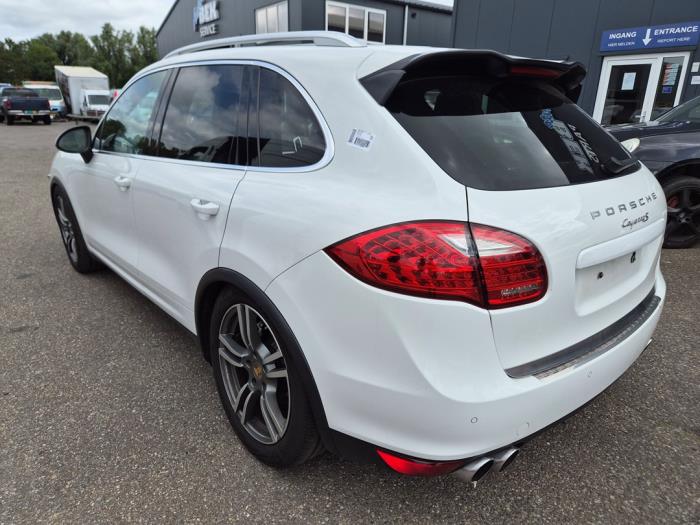 Porsche Cayenne II 4.8 V8 32V S Sloopvoertuig (2012, Wit)