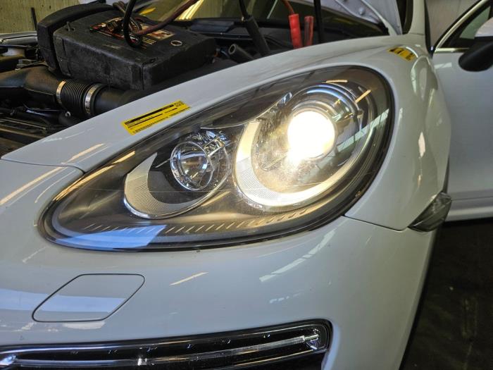 Porsche Cayenne II 4.8 V8 32V S Sloopvoertuig (2012, Wit)