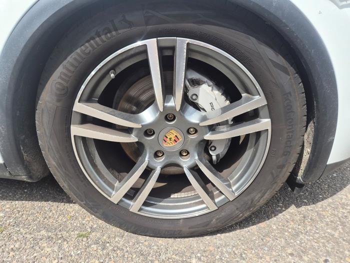 Porsche Cayenne II 4.8 V8 32V S Sloopvoertuig (2012, Wit)