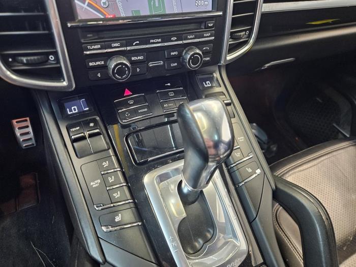 Porsche Cayenne II 4.8 V8 32V S Sloopvoertuig (2012, Wit)