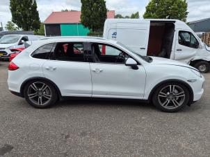Porsche Cayenne II 4.8 V8 32V S Sloopvoertuig (2012, Wit)