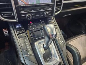 Porsche Cayenne II 4.8 V8 32V S Sloopvoertuig (2012, Wit)