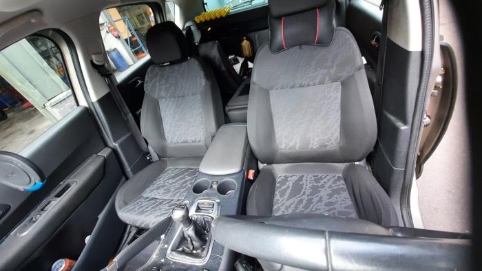 Peugeot 3008 I 1.6 VTI 16V Sloopvoertuig (2011, Grijs)