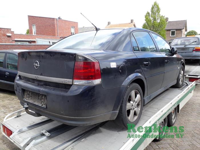 Opel Vectra C 1.9 CDTI 16V Sloopvoertuig (2005, Zwart)