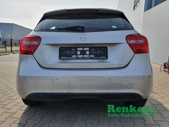 Mercedes A 1.6 A-180 16V Sloopvoertuig (2014, Zilver)